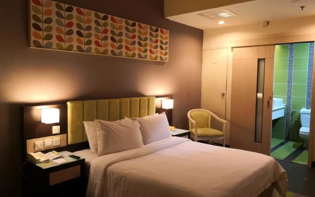 Mega View Hotel Kuantan - photo 4