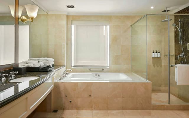 InterContinental Kuala Lumpur by IHG - photo 4