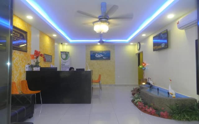 Yellow Mansion Hotel Banda Kaba - photo 2