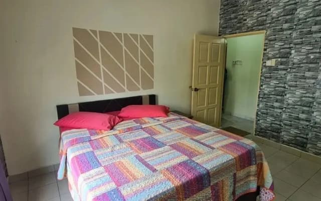 Oyo Home 90365 Rohaya Ram @ Marina View Villas - photo 4