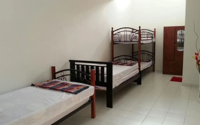 Aurora Homestay - photo 2