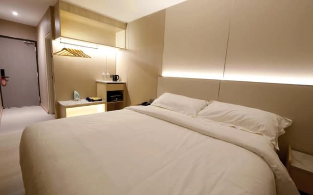 Ming Star Hotel - photo 3