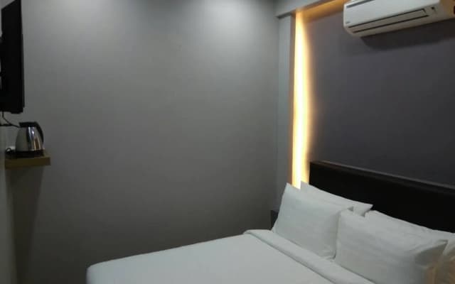 Sunset Villa Inn - photo 3