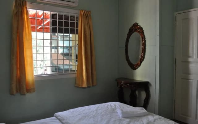 Lampam Vacation Home at Seberang Jaya - photo 2