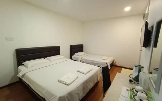OYO 90089 N H Inn - photo 4