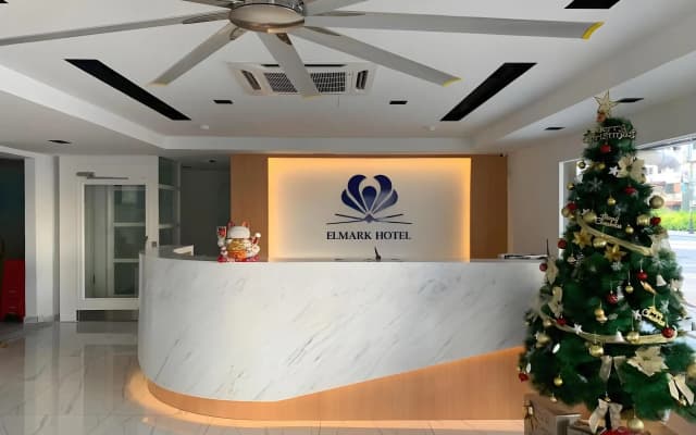 Elmark Hotel Melaka - photo 2