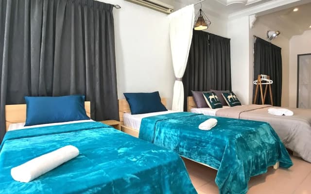 iBook6 Deluxe Family Suite for 4 by iBook Homestay - photo 3