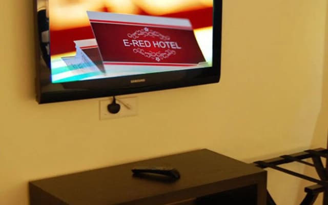 Ernes Hotel - photo 3