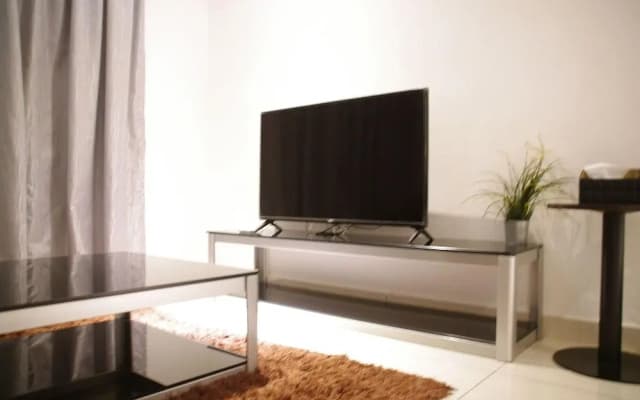 D'Esplanade City View Apartment - photo 3