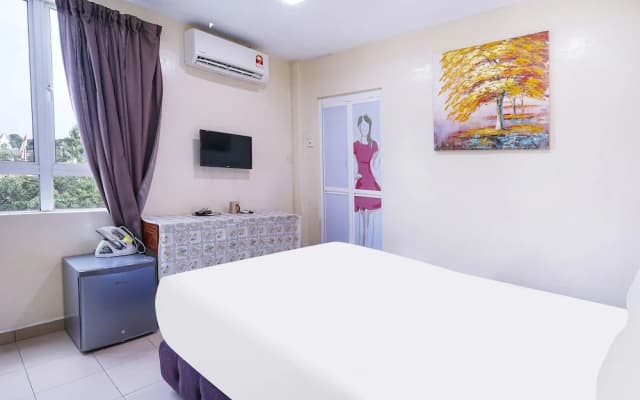 OYO 90486 Station Hotel - photo 4