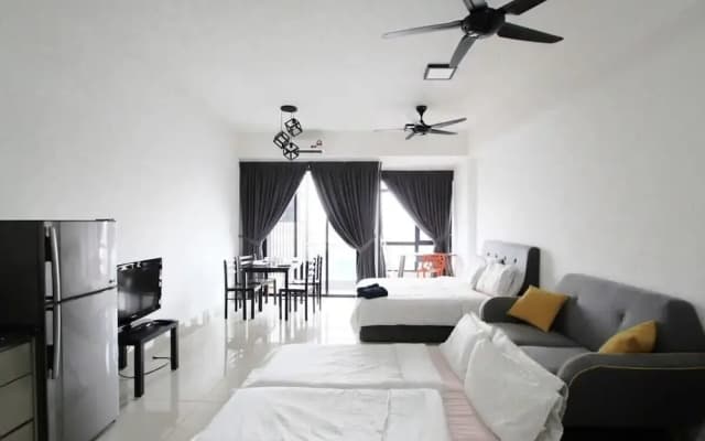 A Lovely, Utropolis Studio Near Kdu, Free Parking - photo 2