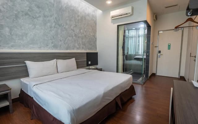 Indra Hotel - photo 2
