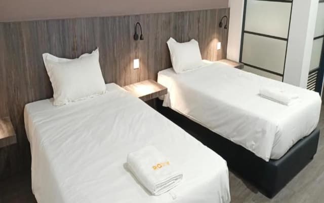 Roxy Hotel Sri Aman - photo 4