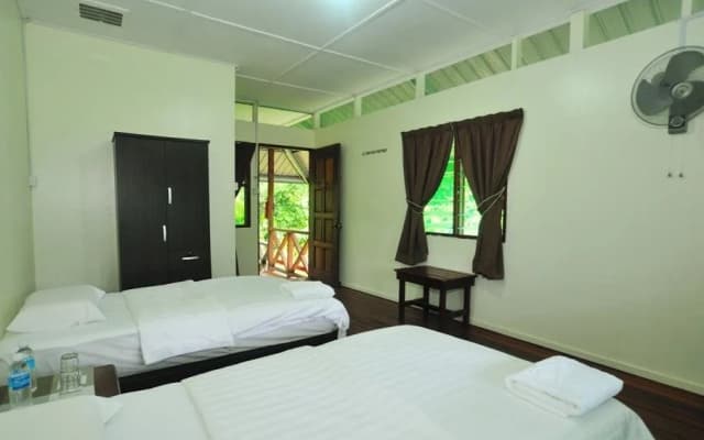 Kinabatangan Wetlands Resort - photo 2