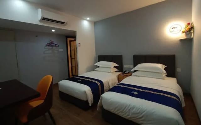 Good 9 Hotel, Cahaya Kota Puteri - photo 4