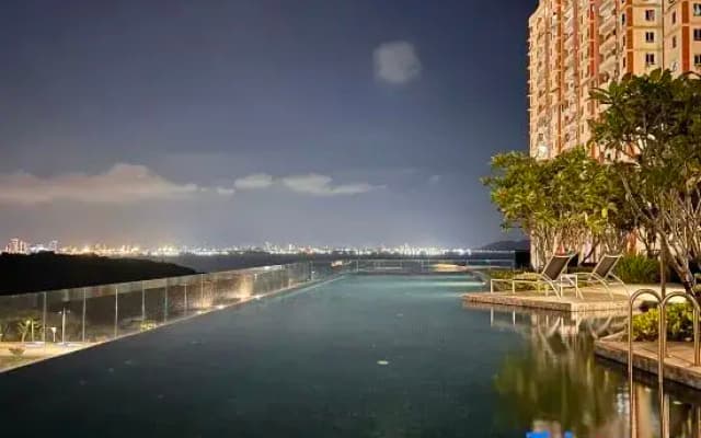 Georgetown Urban Suite | Family | Skypool I SeaView - photo 2