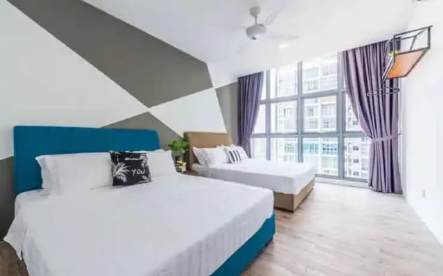 SPACIOUS HOME 3BR10PX LakeFront 5mins2MMU cyber - photo 3