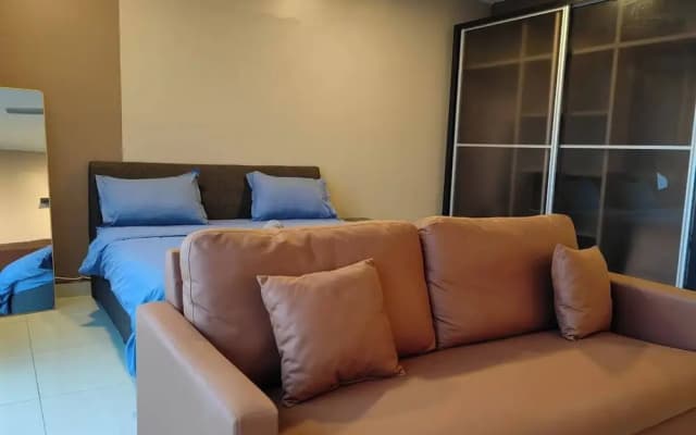 Cozy Studio in Shah Alam With Mountain View - photo 4