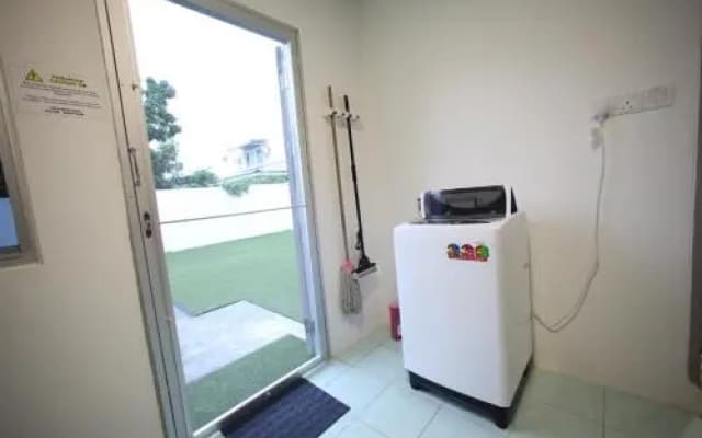 Come Inn Homestay 1379 - photo 5