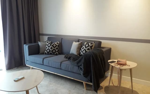 7Stonez Anggun Suites - photo 3