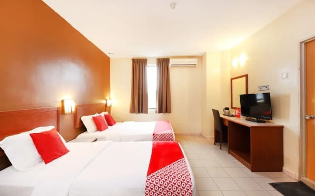 Oyo 447 Comfort Hotel Meru - photo 5