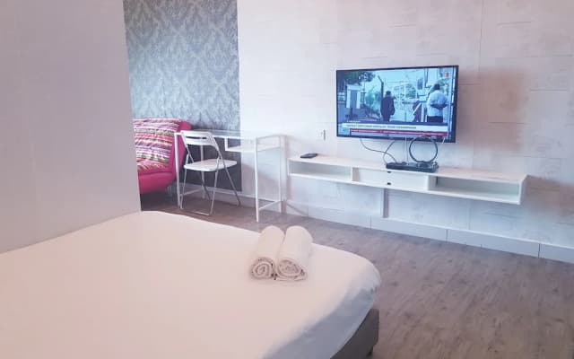 Mansion One Suites - Studio Suites - photo 5