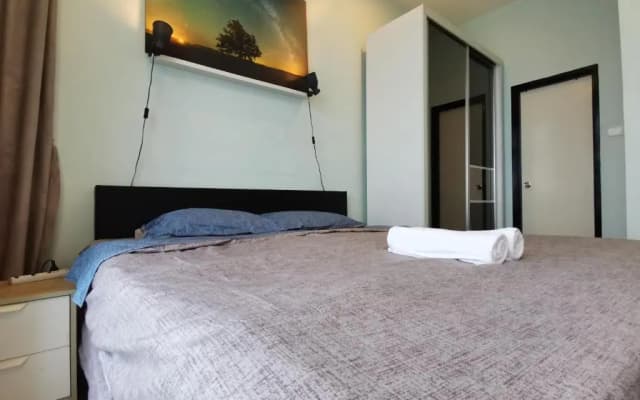 BUKIT INDAH 6pax WIFI NETFLIX 3 BEDROOM - photo 4