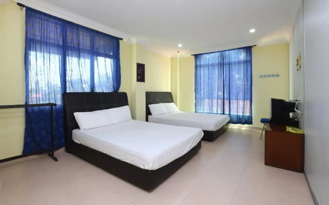 SPOT ON 89857 Azra Inn Rumah Tumpangan - photo 2