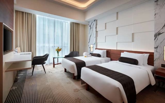 St. Giles Boulevard Hotel - photo 4