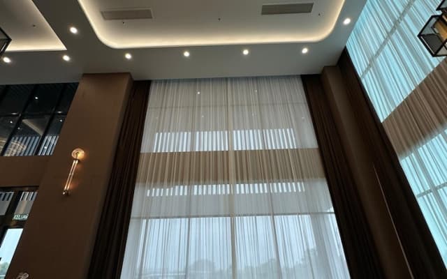 The MAJULAN Hotel - photo 2