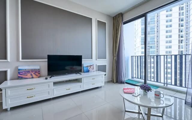 OYO Home 1143 Elegant 2br I-soho I-city - photo 4