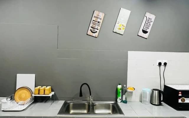 You&Me Corner Lot Homestay 17PAX - photo 2