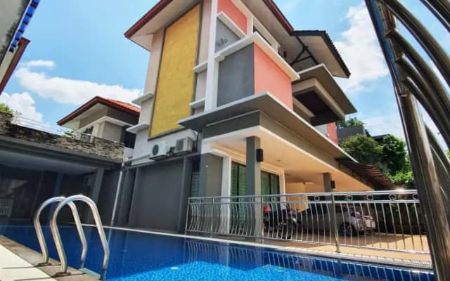 KL City Bungalow POOL Homestay - photo 3