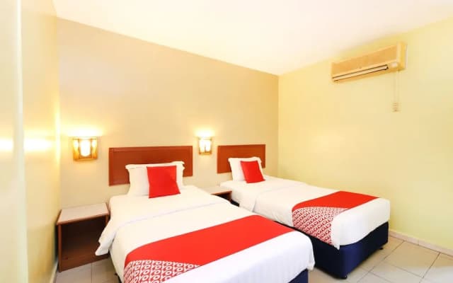Oyo 447 Comfort Hotel Meru - photo 4