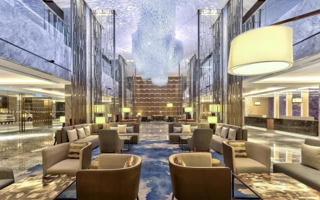 Hilton Kota Kinabalu - photo 2