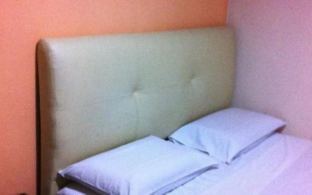 Rez Motel - photo 2