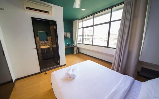Room V Jalan Jenang - photo 4