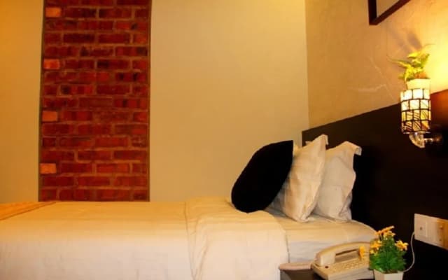 The Ninety Six Boutique Hotel - photo 3