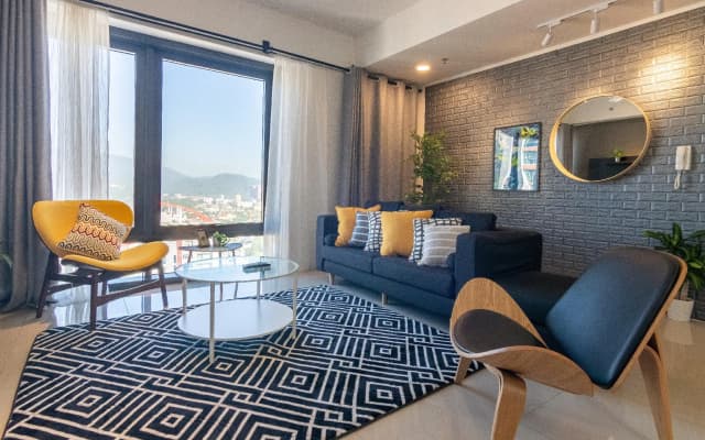 Central Georgetown Condo 3BR by ALV Suites, B25-5 - photo 3