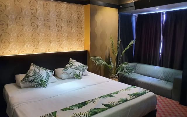 Grandeur Hotel and Spa - photo 5