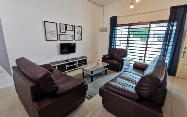 The Woodz Homestay - 2 Storey House - photo 3