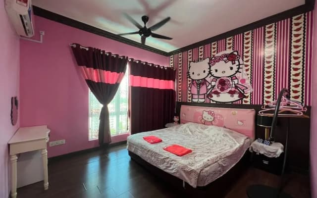 Hello Kitty Signature Suite - photo 2