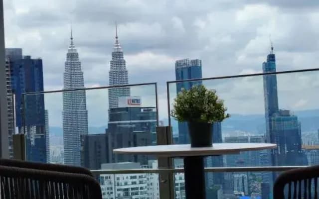 Agile Galaxy Residence Trx Kl - photo 4
