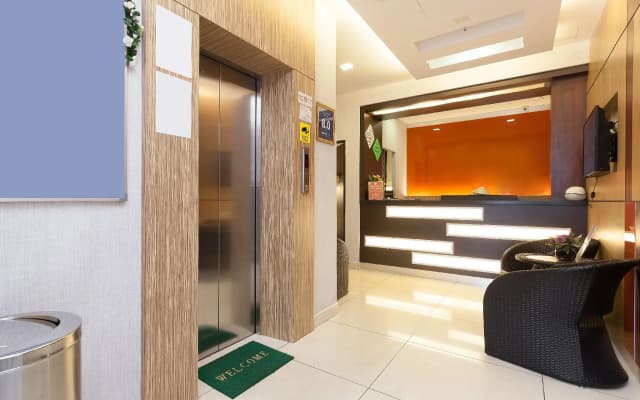 ZEN Rooms Jalan Barat - photo 2