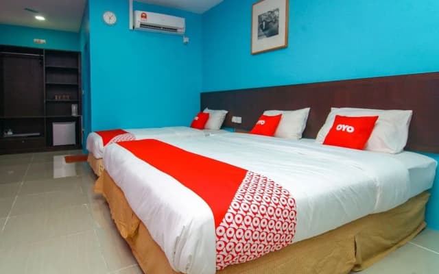OYO 89517 Little Tanjung Chalet - photo 5