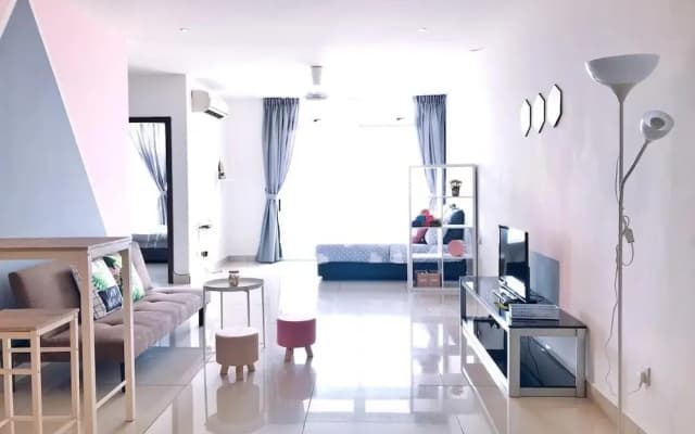 Jb City D'esplanade Shopping Mall Apartment - photo 2