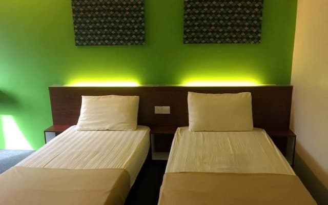 Ilyasa Hotel - photo 3