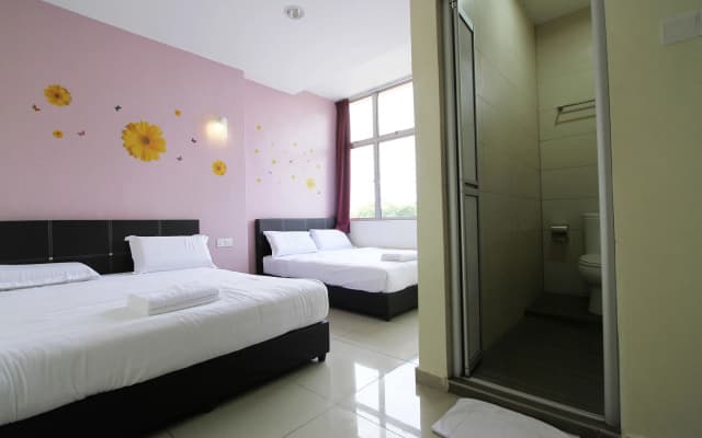 Max Inn Suite Hotel - photo 4