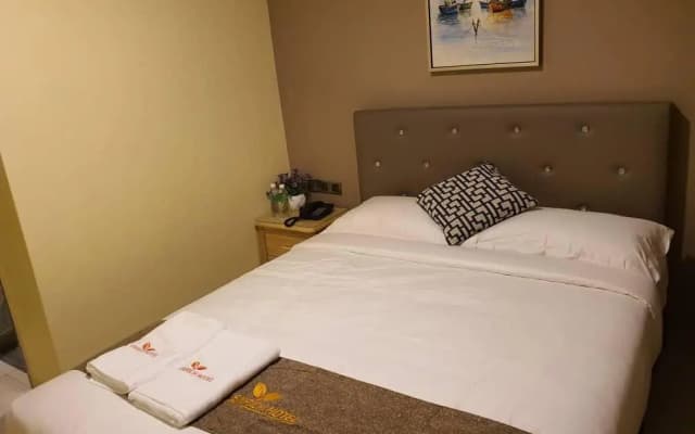Enrich Hotel Shah Alam - photo 3