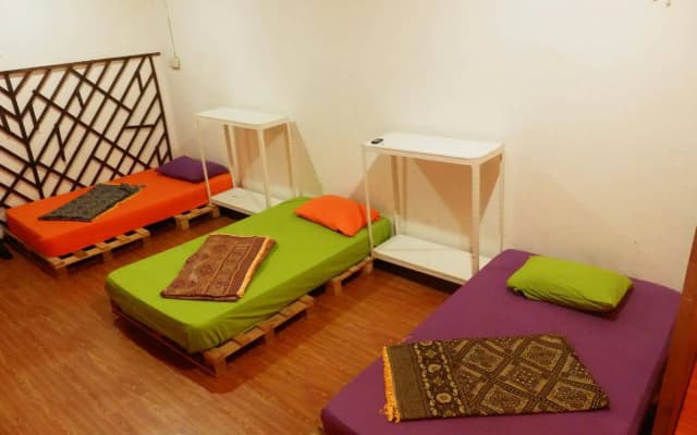 Bunk Inn at Shaka Langkawi - photo 2
